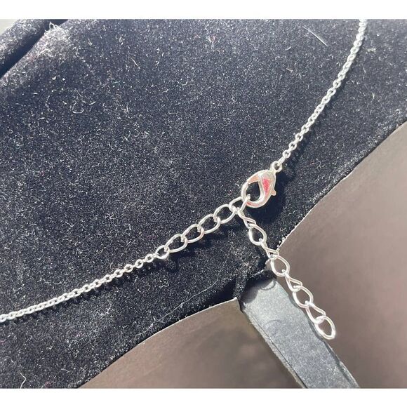 Fashion Jewelry Silver Tone Black Swirl Cut Glass - Picture 5 of 6